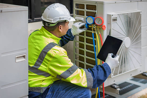 Professional Hvac technician working in Sag Harbor, NY